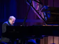 Czołowi pianiści jazzowi zagrają dla nowych organów