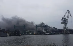 Pożar na terenach stoczniowych w Gdańsku