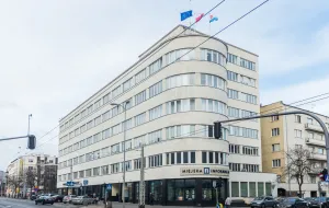 Gdynia: 1 mln zł na remont elewacji budynku PLO