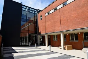 Gdynia: centrum kultury w odnowionym zabytku