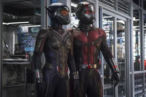Rozmiar ma znaczenie. Recenzja filmu "Ant-Man i Osa"