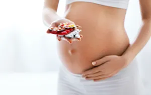 Suplementacja w ciąży: pomaga czy szkodzi?
