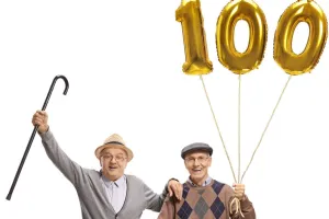 Po 100 latach premia od ZUS.  Przybywa nam stulatków