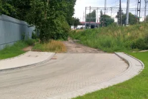 Mieszkanka Chyloni: rewitalizacja w kratkę