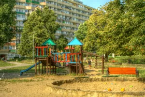 "Brakuje kranów z pitną wodą na placach zabaw"