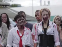 Zombie goniły biegaczy po parku Reagana