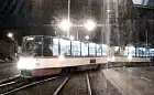 Kamera zarejestrowała zderzenie  tramwajów przy zajezdni