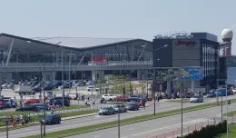 Lotnisko w Gdańsku rośnie, ale konkurencja je przegania