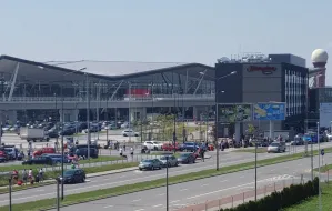 Lotnisko w Gdańsku rośnie, ale konkurencja je przegania