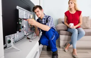 Przepięcia prądu. Jak uchronić domową elektronikę?