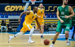 Koszykarze Arki Gdynia dostali lekcję od Stelmetu Zielona Góra. Aż 113 punktów straconych