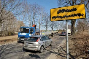 Kaszubskie "witacze" są zamalowywane
