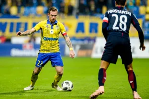 Arka Gdynia to już nie tylko długa piłka i "tartak"