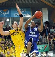 Prokom Trefl - Anwil 77:62