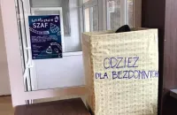 Studenci GUMed pomagają bezdomnym. Trwa zbiórka odzieży