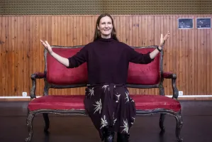 Anna Wieczur-Bluszcz o "Kandydzie": Bawmy się!