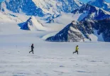 Piotr Suchenia wygrał maraton na Antarktydzie. Historyczny wyczyn biegacza