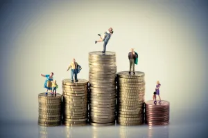 Pensje w Polsce ponad pół wieku za średnią unijną