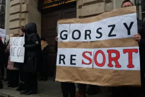 Premie i podwyżki dla pracowników sądów