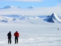 Piotr Suchenia opowiada, jak biegał po Antarktydzie
