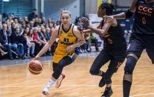 Arka Gdynia i AZS Uniwersytet Gdańsk grają o Puchar Polski w koszykówce kobiet