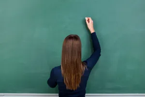 Wątpliwości związane z czasem pracy nauczyciela