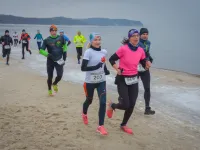 Ponad 400 biegaczy na plaży