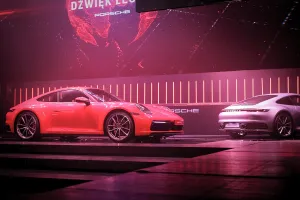 Nowe Porsche 911 na deskach teatru
