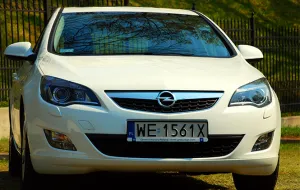 Opel Astra IV. Żyje dzięki turbo