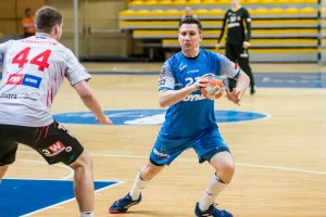 Szczypiorniści Arki Gdynia ulegli Gwardii Opole. Druga połowa do zapomnienia