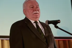Wałęsa musi przeprosić Jagielskiego