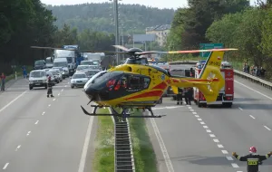Helikopter zabrał rannego z obwodnicy