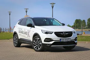 Opel Grandland X z nowym, 180-konnym silnikiem