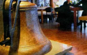 Dzwon z Gustloffa w restauracji