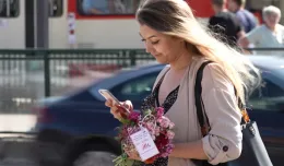 Rozdawali bukiety kwiatów w centrum Gdańska