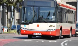 Kradzież trzystu młotków z autobusów