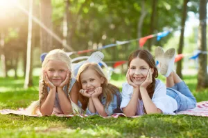 Piknik, kreatywne warsztaty a może na jarmark? Spędzamy weekend z rodziną