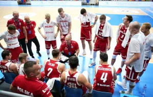 Polscy koszykarze wygrali oraz doznali dwóch porażek w Pradze