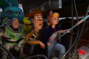 Te zabawki się nie nudzą. Recenzja filmu "Toy Story 4"