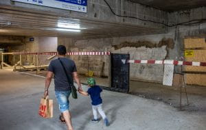 Nieestetycznie wyglądający remont tunelu przy dworcu w Gdańsku