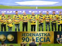 Arka Gdynia - Lech Poznań 0:0. Jubileuszowa kanonada bez goli