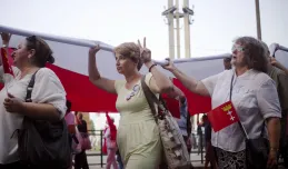 Obchody rocznicy Porozumień Sierpniowych: wielka flaga Polski i koncert w stoczni