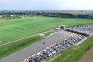 Wakacje na A1. Mniej wypadków i kolizji, rośnie "mobilność" kierowców