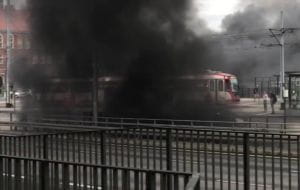 Po pożarze auta tunel pod Forum Gdańsk wciąż zamknięty