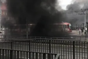 Po pożarze auta tunel pod Forum Gdańsk wciąż zamknięty