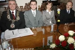 Radni na razie zgodni