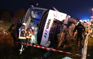 Wypadek autokaru z Gdańska pod Hamburgiem. 13 osób rannych