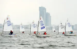 148 żeglarek i żeglarzy w Pucharze Trenerów