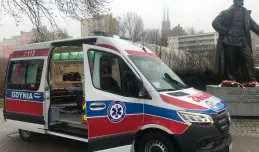 Gdynia: ambulans z Budżetu Obywatelskiego w stacji pogotowia