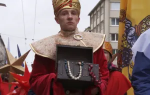 Orszaki Trzech Króli przejdą w poniedziałek ulicami Gdańska, Gdyni i Sopotu